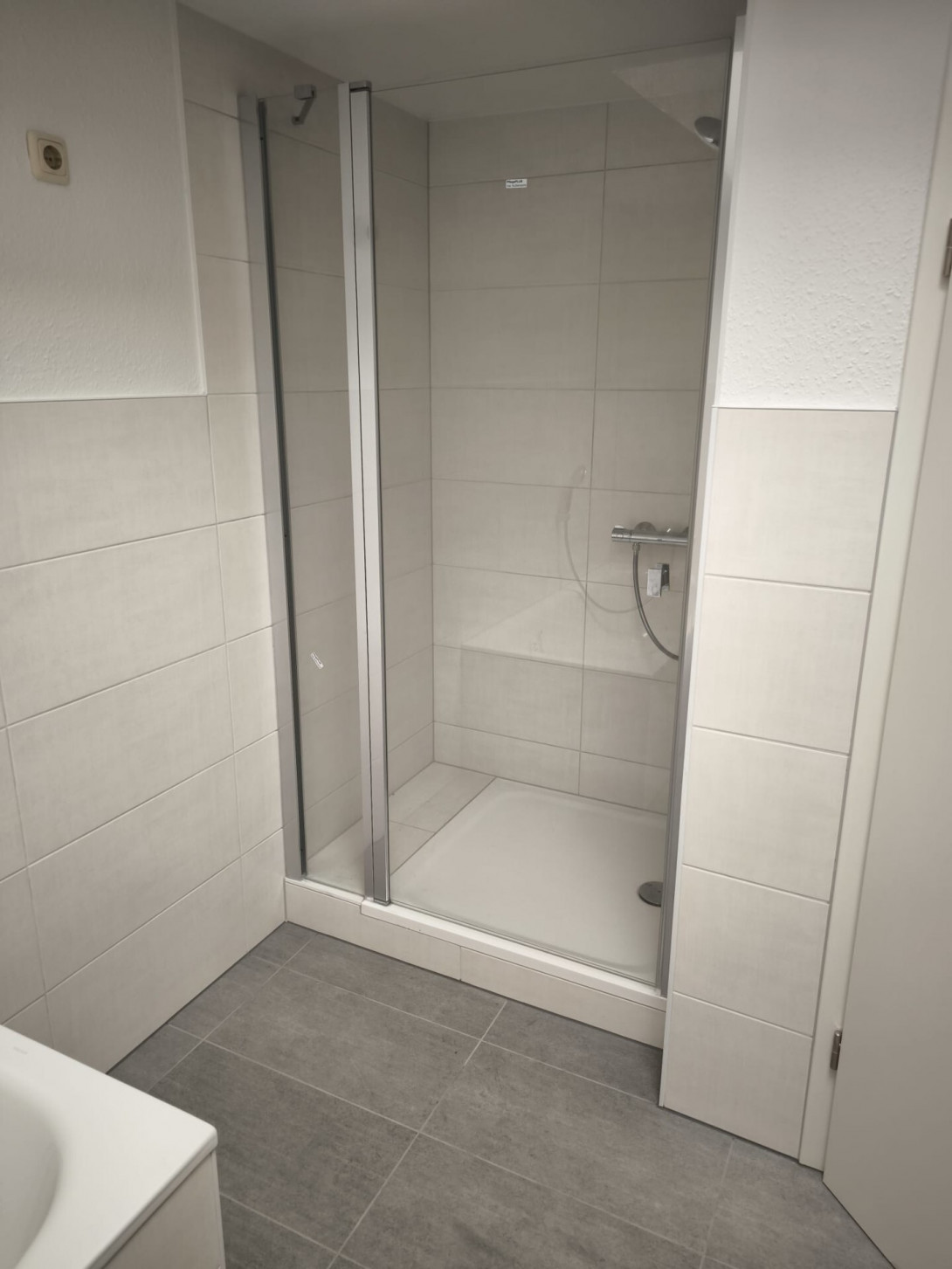 5a8ef87f-2ccd-48cf-bc07-a678e32315e0