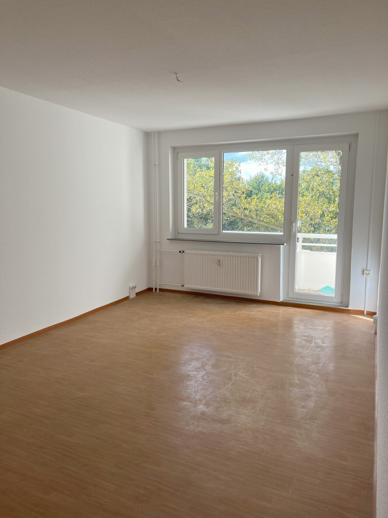 Arnold-Zweig-Str. 84 2.OG links